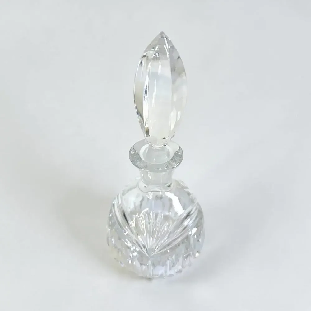 Marquis by Waterford Calais Crystal Bottle w/ Stopper - Picture 3 of 5